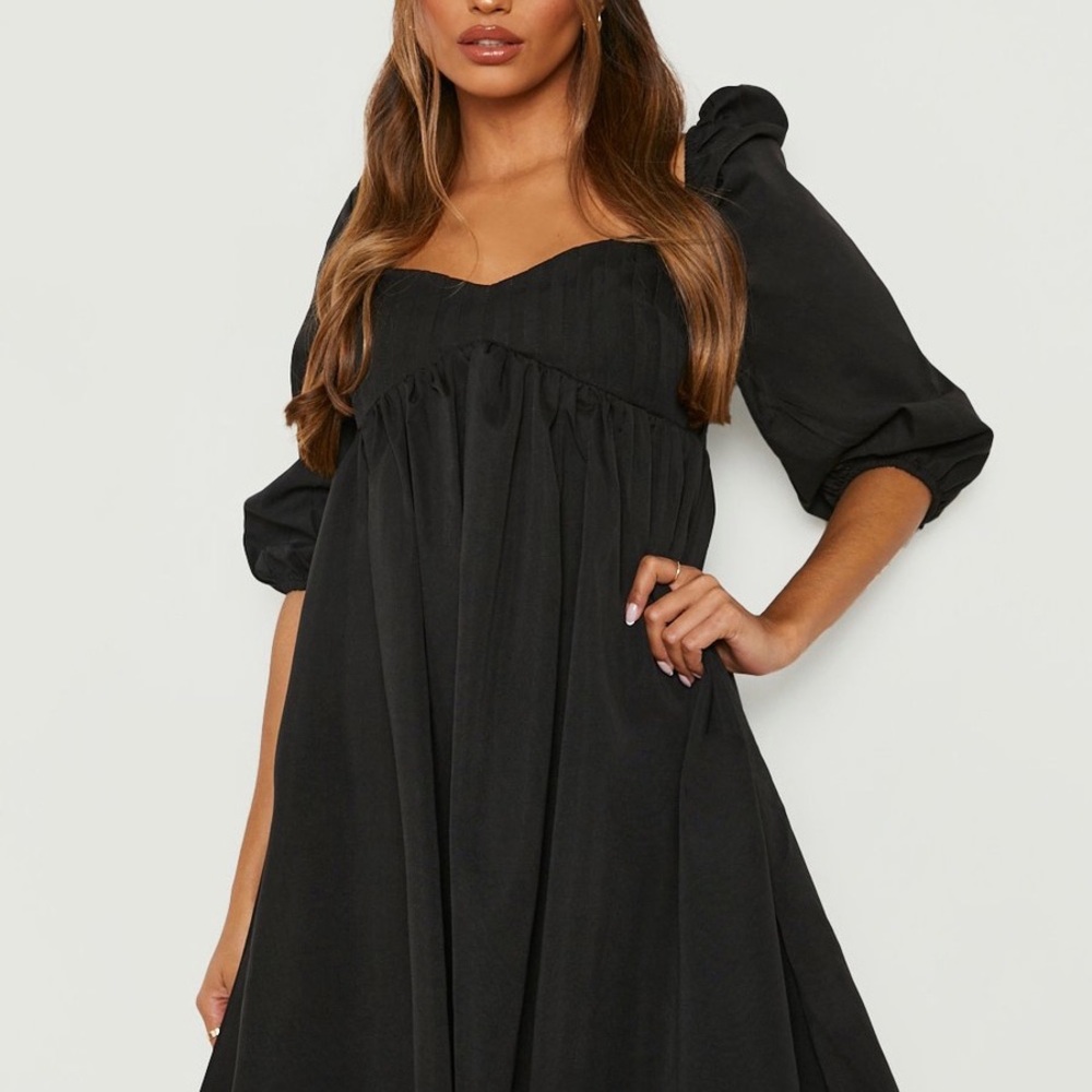 Sweetheart black ruffle dress